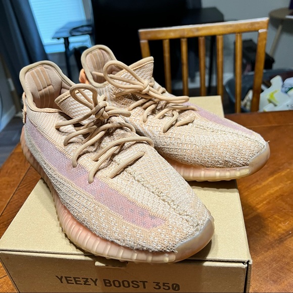Adidas Yeezy Boost 350 V2 Clay - Picture 5 of 10